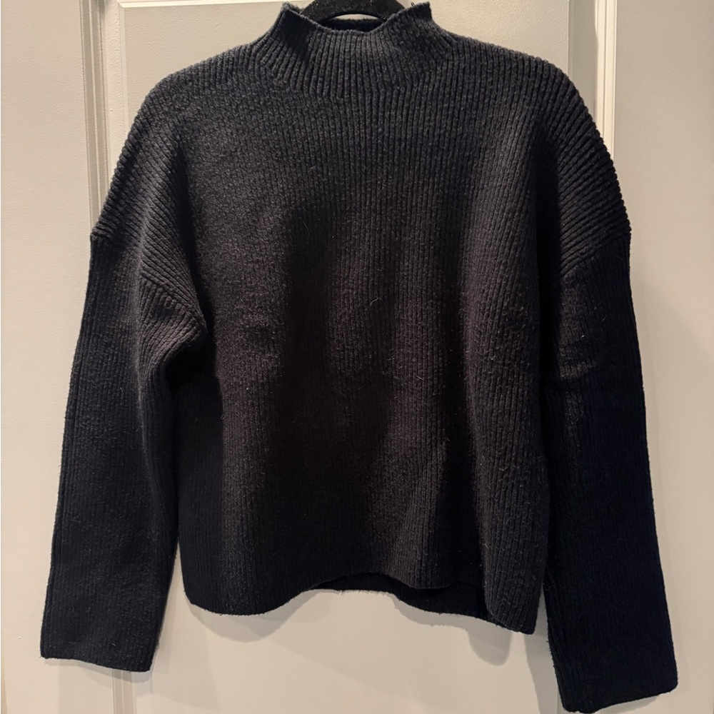 Abercrombie & Fitch Mock Neck Sweater